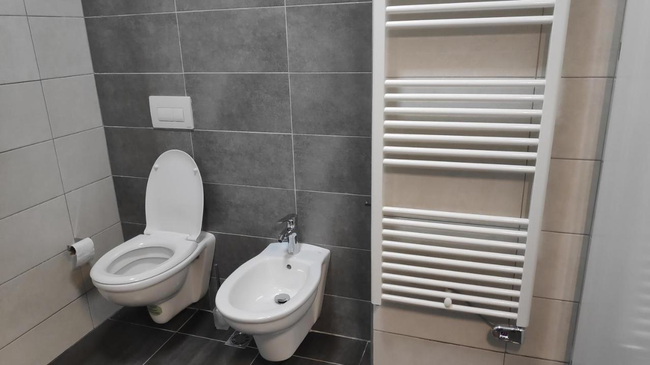 Penthouse Pazari I Ri Apartment *